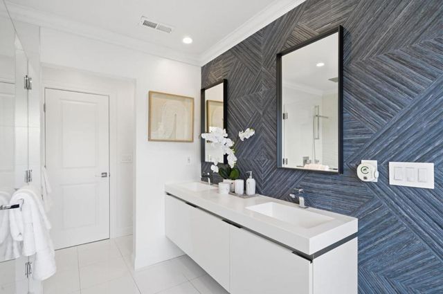 612 Hobart Avenue, San Mateo, CA 94402