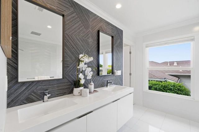 612 Hobart Avenue, San Mateo, CA 94402