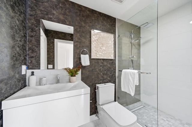 612 Hobart Avenue, San Mateo, CA 94402