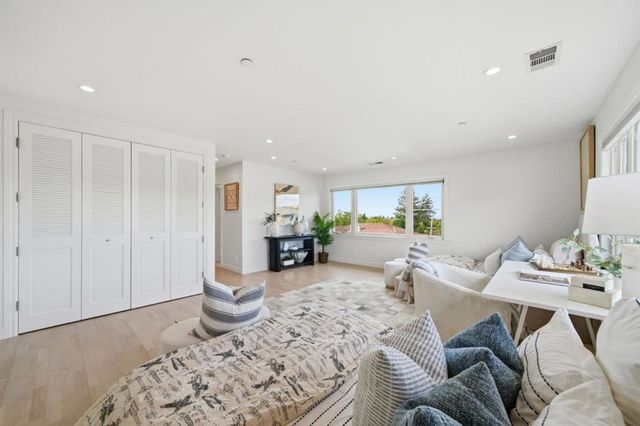 612 Hobart Avenue, San Mateo, CA 94402
