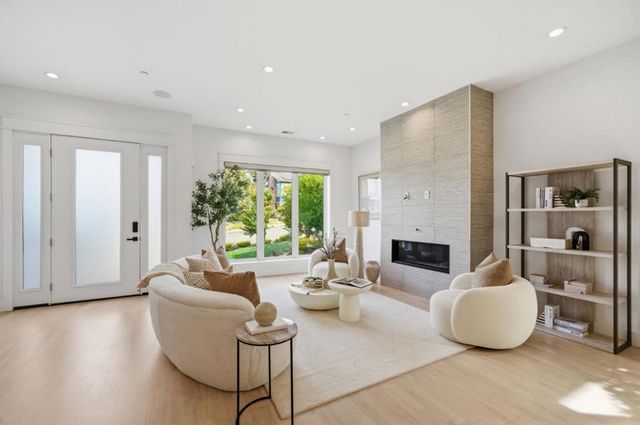 612 Hobart Avenue, San Mateo, CA 94402