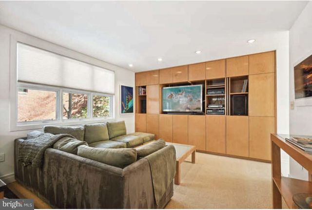 4527 Q PL NW, Washington, DC 20007