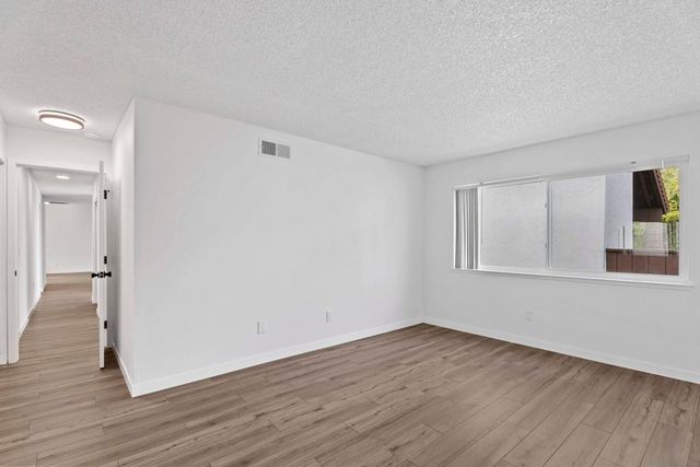 16407 Caminito Vecinos 155, San Diego, CA 92128