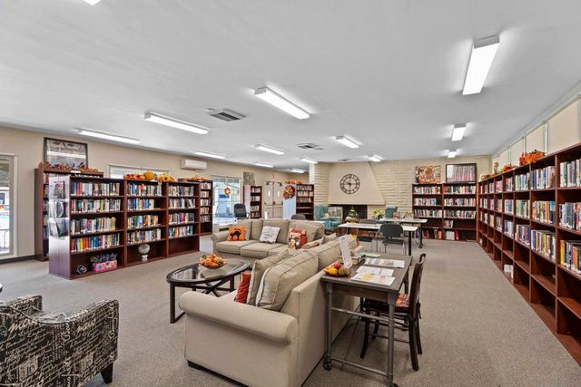 16407 Caminito Vecinos 155, San Diego, CA 92128