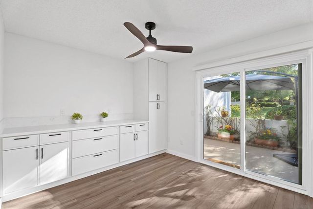 16407 Caminito Vecinos 155, San Diego, CA 92128