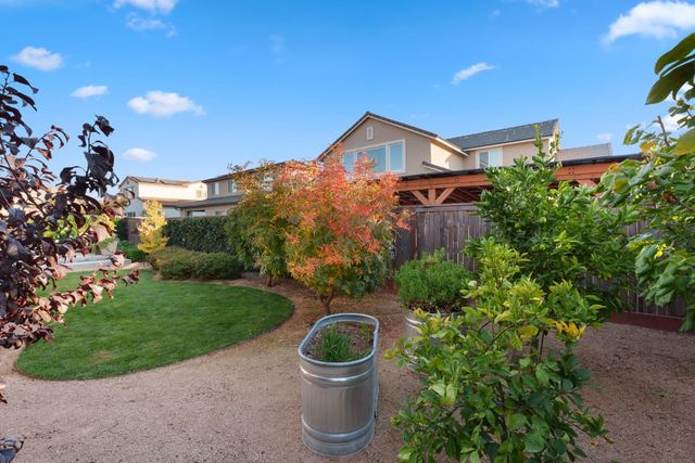 822 Overstone Ave Avenue, Madera, CA 93636