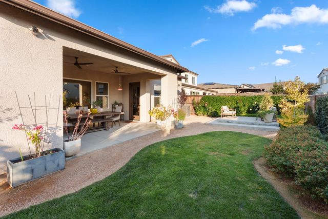 822 Overstone Ave Avenue, Madera, CA 93636