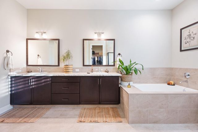 822 Overstone Ave Avenue, Madera, CA 93636