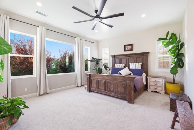 822 Overstone Ave Avenue, Madera, CA 93636