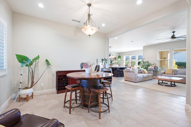 822 Overstone Ave Avenue, Madera, CA 93636