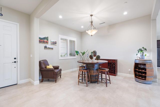 822 Overstone Ave Avenue, Madera, CA 93636