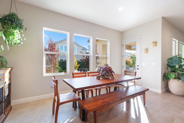 822 Overstone Ave Avenue, Madera, CA 93636