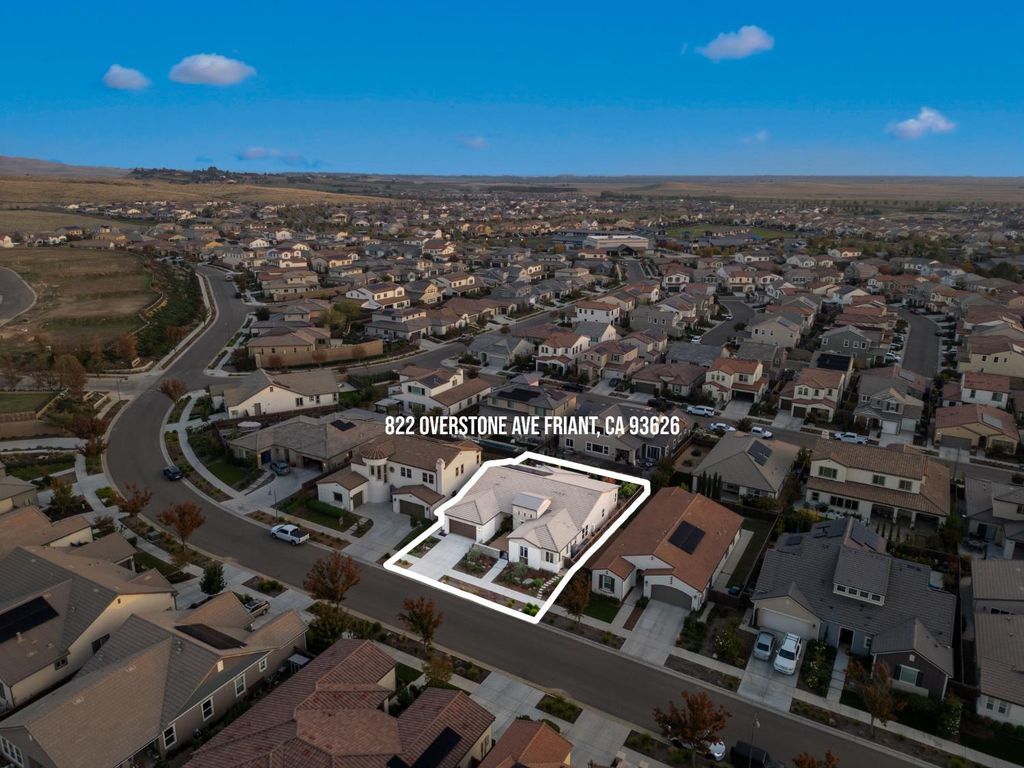 822 Overstone Ave Avenue, Madera, CA 93636
