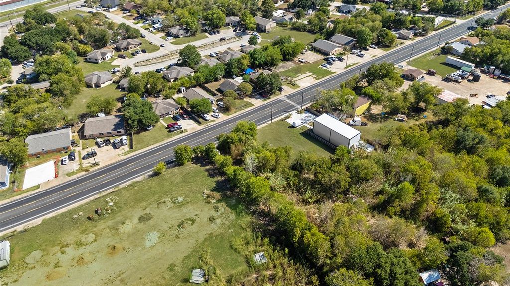 1120 Groesbeck Street, Bryan, TX 77803 — photo 2