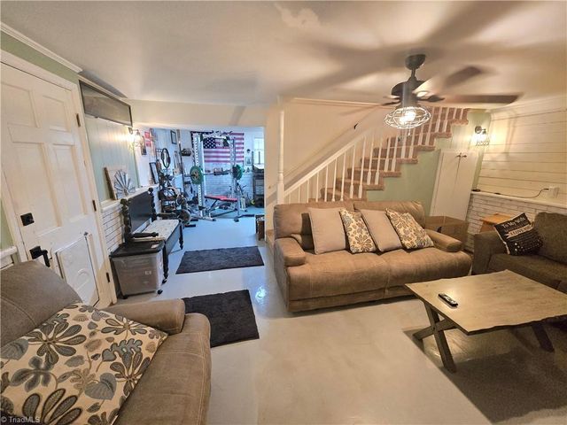 706 TownBranch Road, Graham, NC 27253