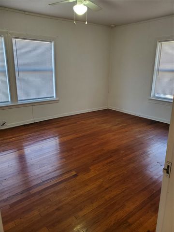 351 S Waco Street, Van Alstyne, TX 75495