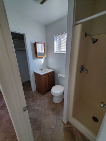 351 S Waco Street, Van Alstyne, TX 75495