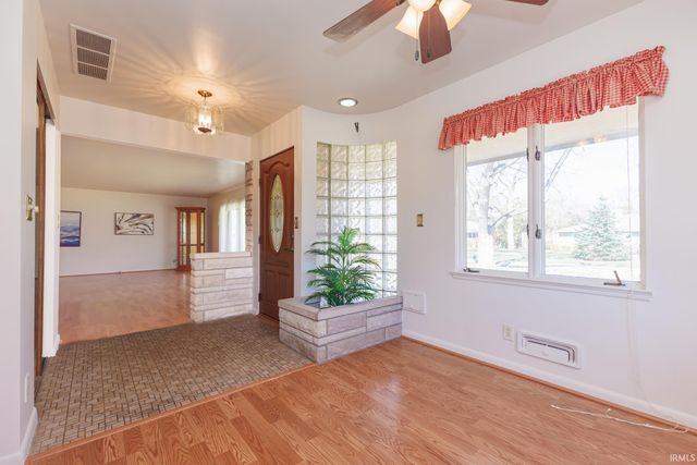 3107 W Beechwood Avenue, Muncie, IN 47304