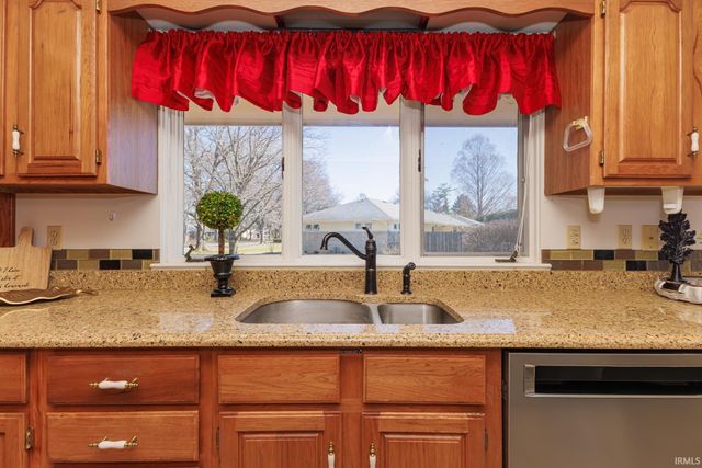 3107 W Beechwood Avenue, Muncie, IN 47304