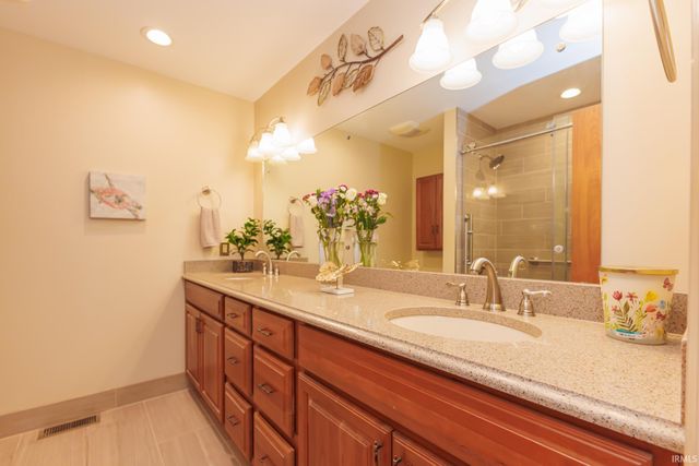 3107 W Beechwood Avenue, Muncie, IN 47304