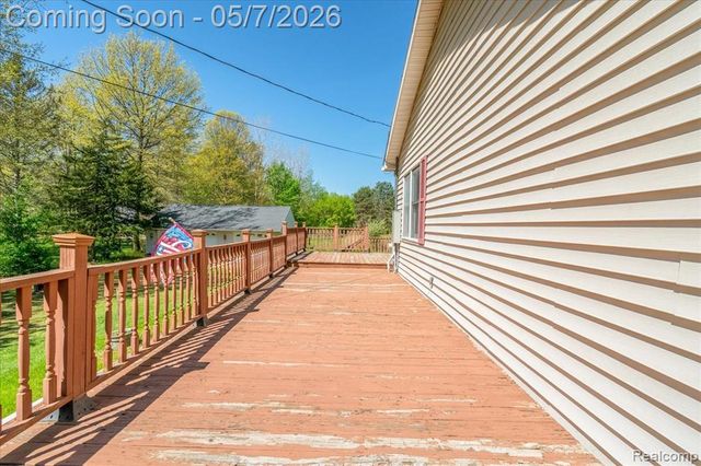 20650 Sherwood Road, Belleville, MI 48111
