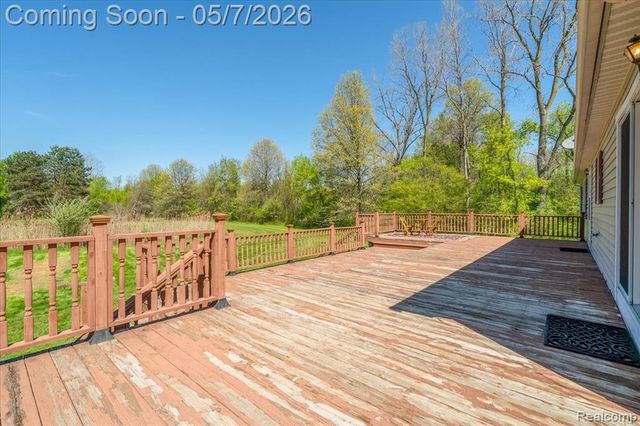 20650 Sherwood Road, Belleville, MI 48111