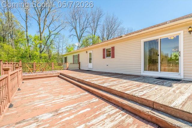 20650 Sherwood Road, Belleville, MI 48111