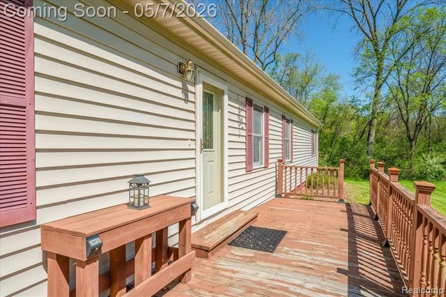 20650 Sherwood Road, Belleville, MI 48111