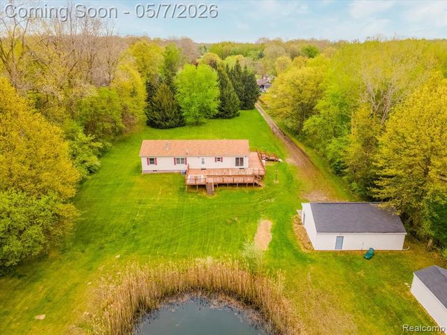 20650 Sherwood Road, Belleville, MI 48111
