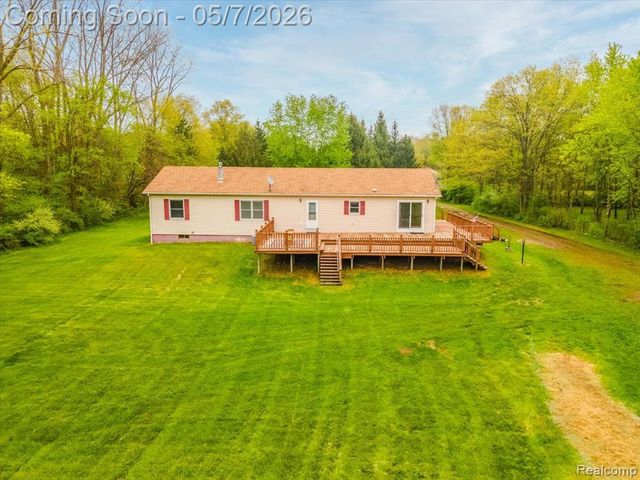 20650 Sherwood Road, Belleville, MI 48111