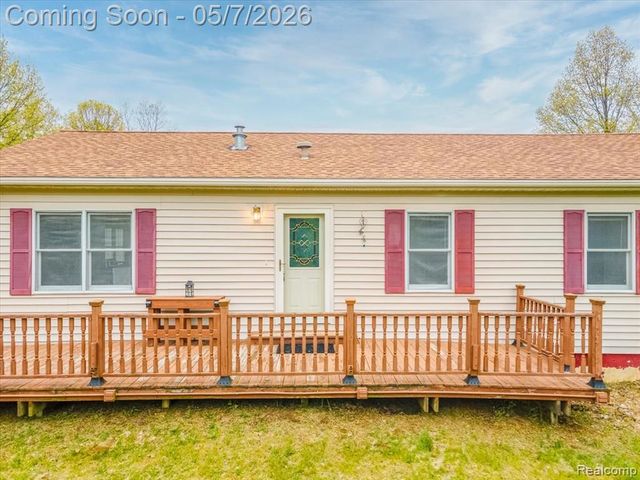 20650 Sherwood Road, Belleville, MI 48111