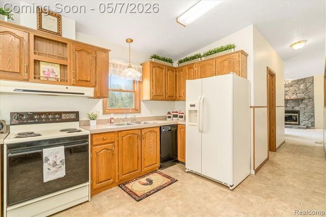 20650 Sherwood Road, Belleville, MI 48111