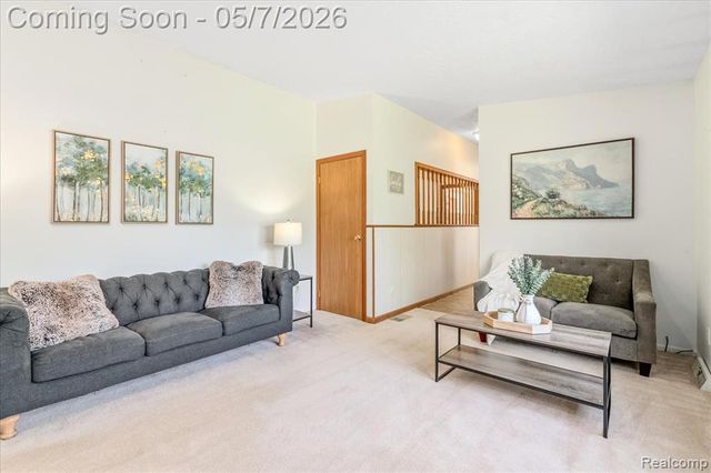 20650 Sherwood Road, Belleville, MI 48111