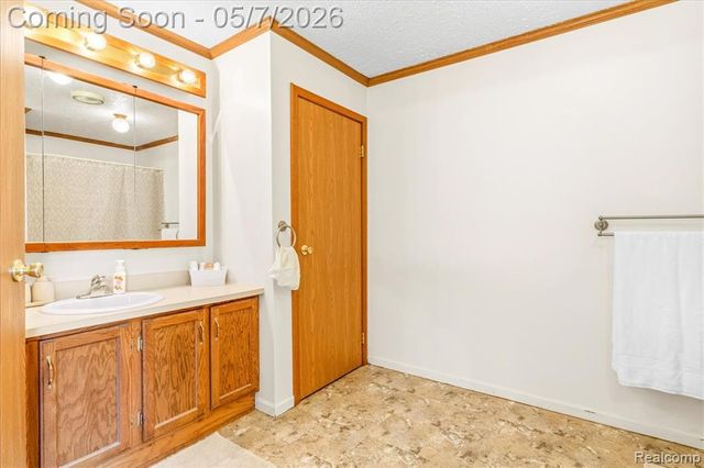 20650 Sherwood Road, Belleville, MI 48111