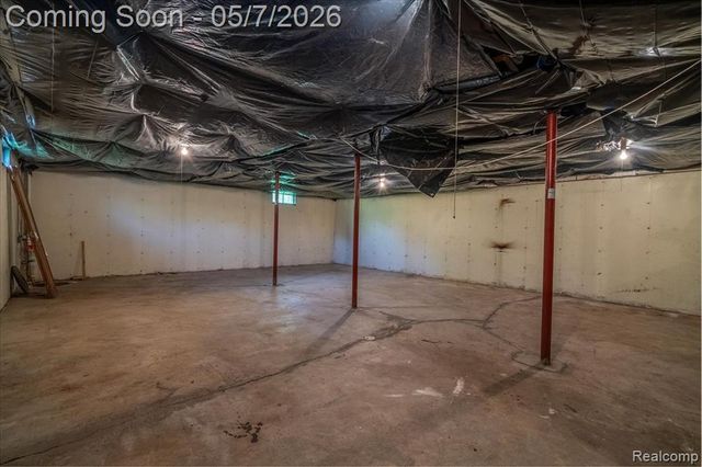 20650 Sherwood Road, Belleville, MI 48111