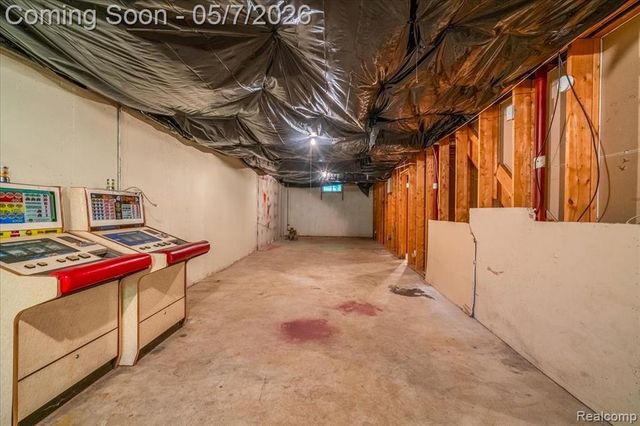 20650 Sherwood Road, Belleville, MI 48111