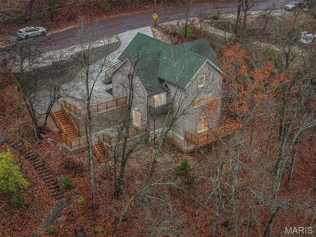 1357 S Lake Sherwood Drive, Marthasville, MO 63357