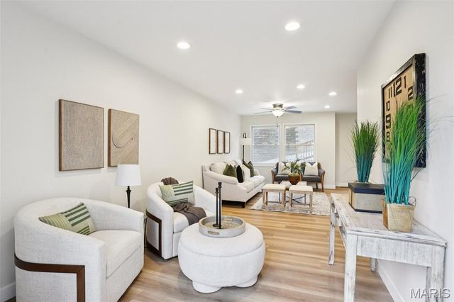 1357 S Lake Sherwood Drive, Marthasville, MO 63357