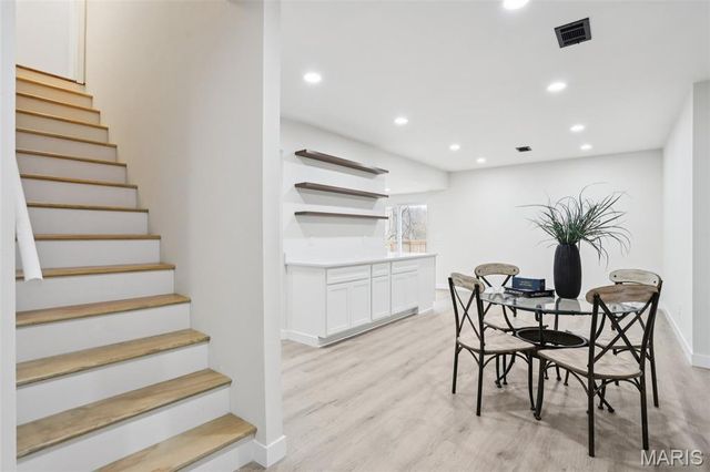 1357 S Lake Sherwood Drive, Marthasville, MO 63357