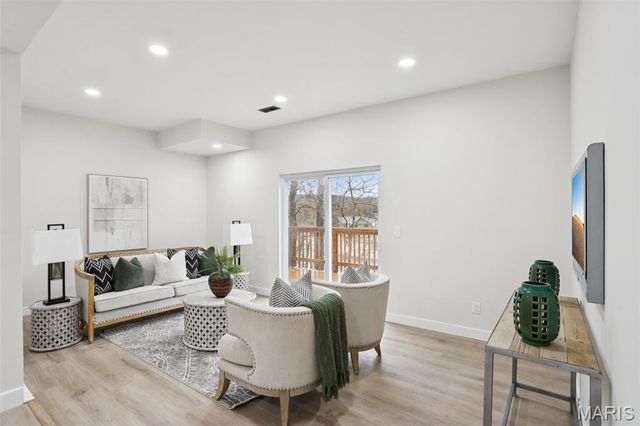 1357 S Lake Sherwood Drive, Marthasville, MO 63357