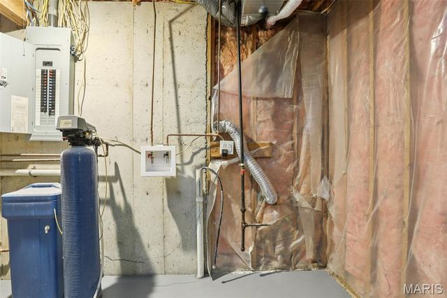 1357 S Lake Sherwood Drive, Marthasville, MO 63357