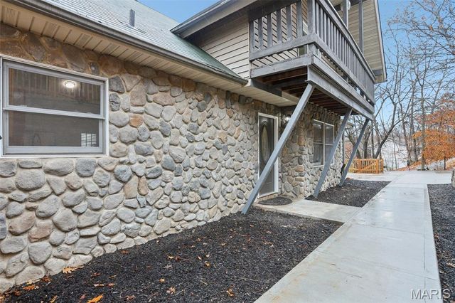 1357 S Lake Sherwood Drive, Marthasville, MO 63357