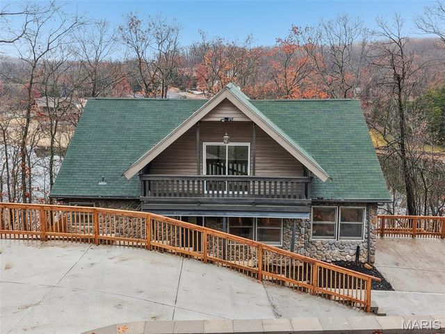 1357 S Lake Sherwood Drive, Marthasville, MO 63357