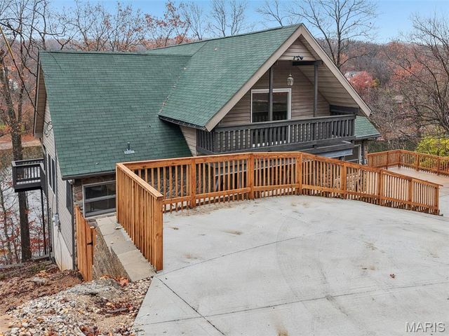 1357 S Lake Sherwood Drive, Marthasville, MO 63357