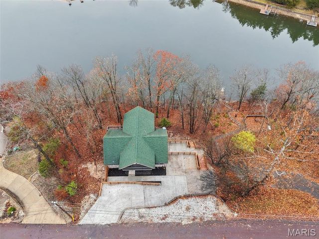 1357 S Lake Sherwood Drive, Marthasville, MO 63357