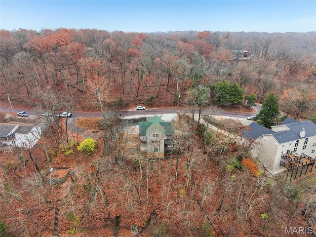 1357 S Lake Sherwood Drive, Marthasville, MO 63357