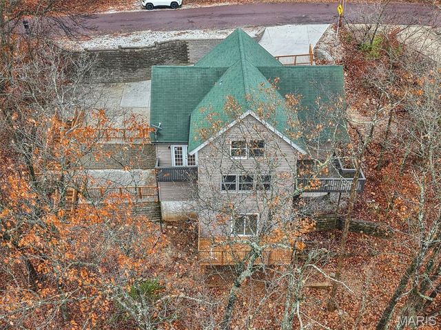 1357 S Lake Sherwood Drive, Marthasville, MO 63357