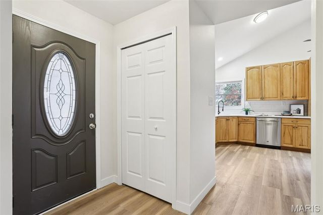 1357 S Lake Sherwood Drive, Marthasville, MO 63357