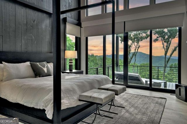 415 Green Ridge Trail, Blue Ridge, GA 30513