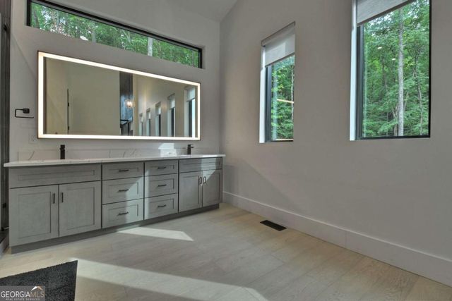 415 Green Ridge Trail, Blue Ridge, GA 30513